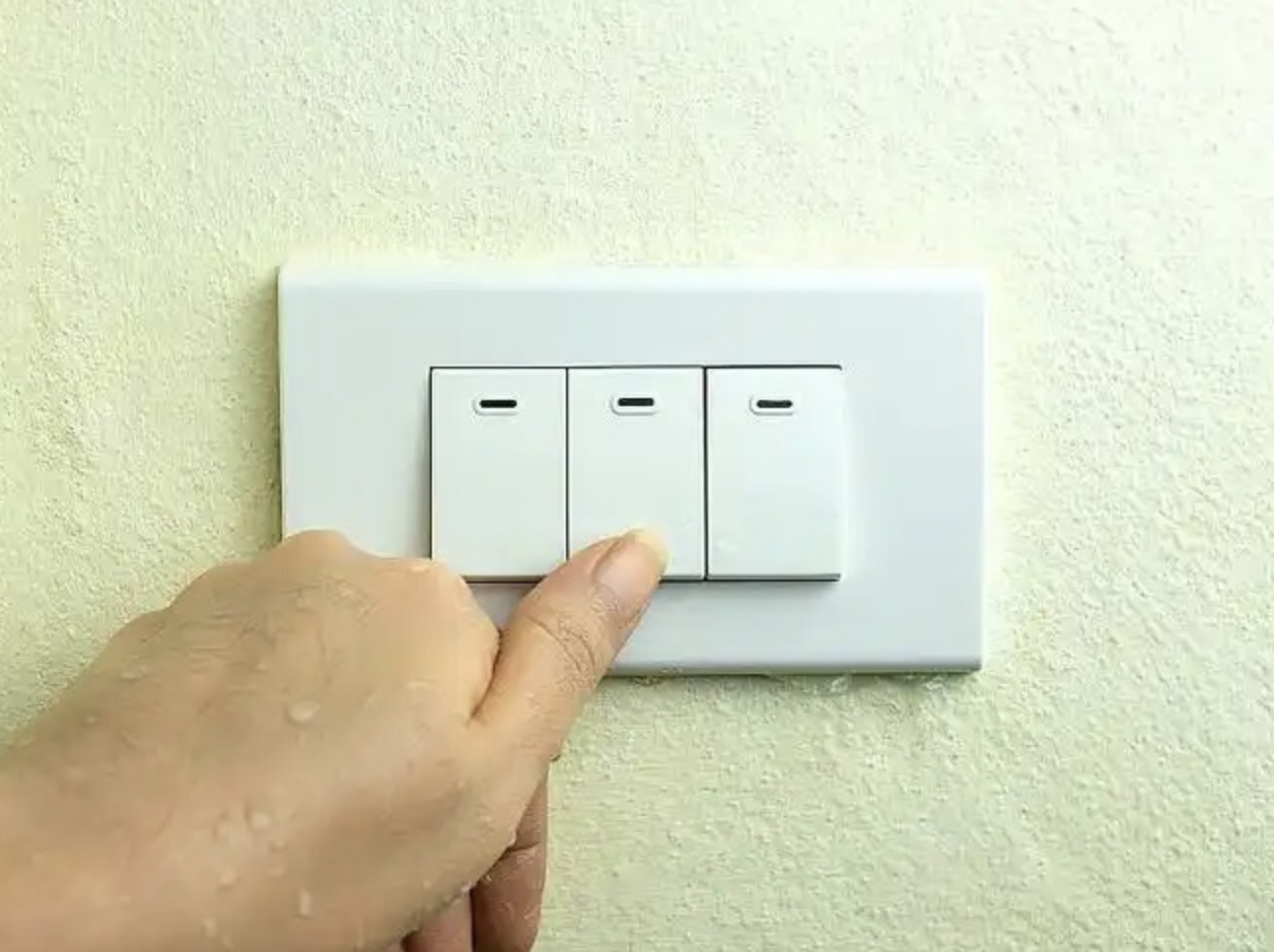 暑假用電安全指南｜家長一定要告訴孩子！以防萬一！